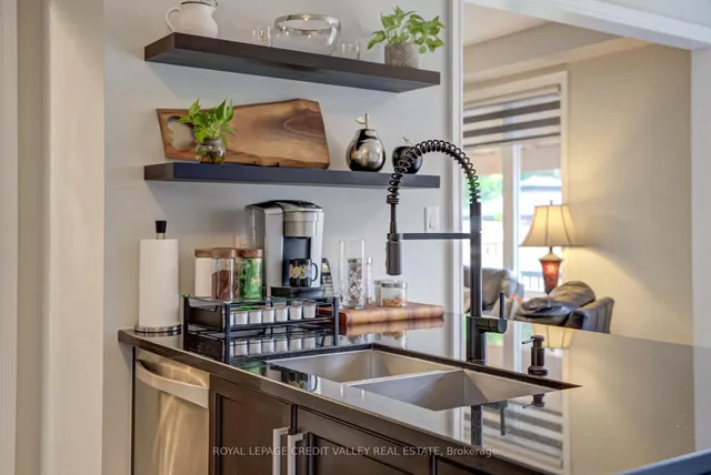 Additional image 16 of 44 Walbrook Rd