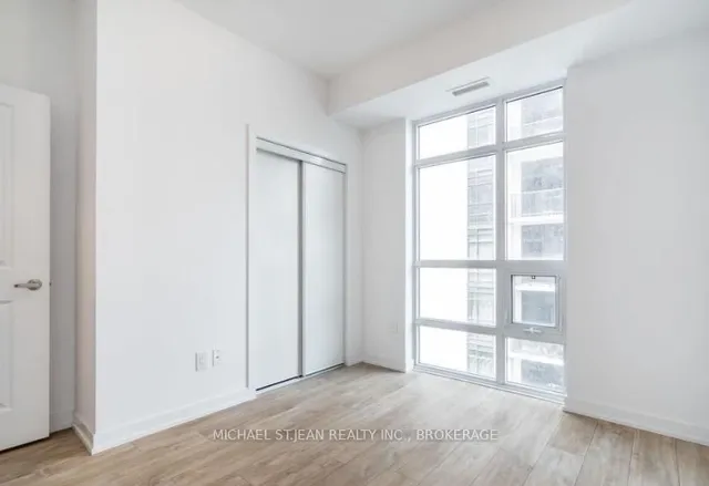 Additional image 22 of 81 Robinson St Unit 503