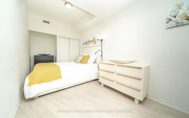 Additional image 15 of 49 East Liberty St Unit 301