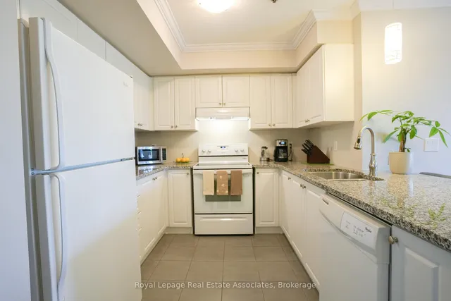 Additional image 8 of 60 Baycliffe Cres Unit 207