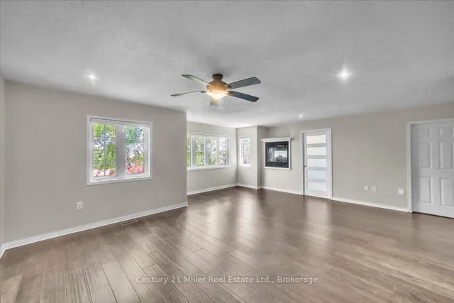 Additional image 31 of 4298 Clubview Dr
