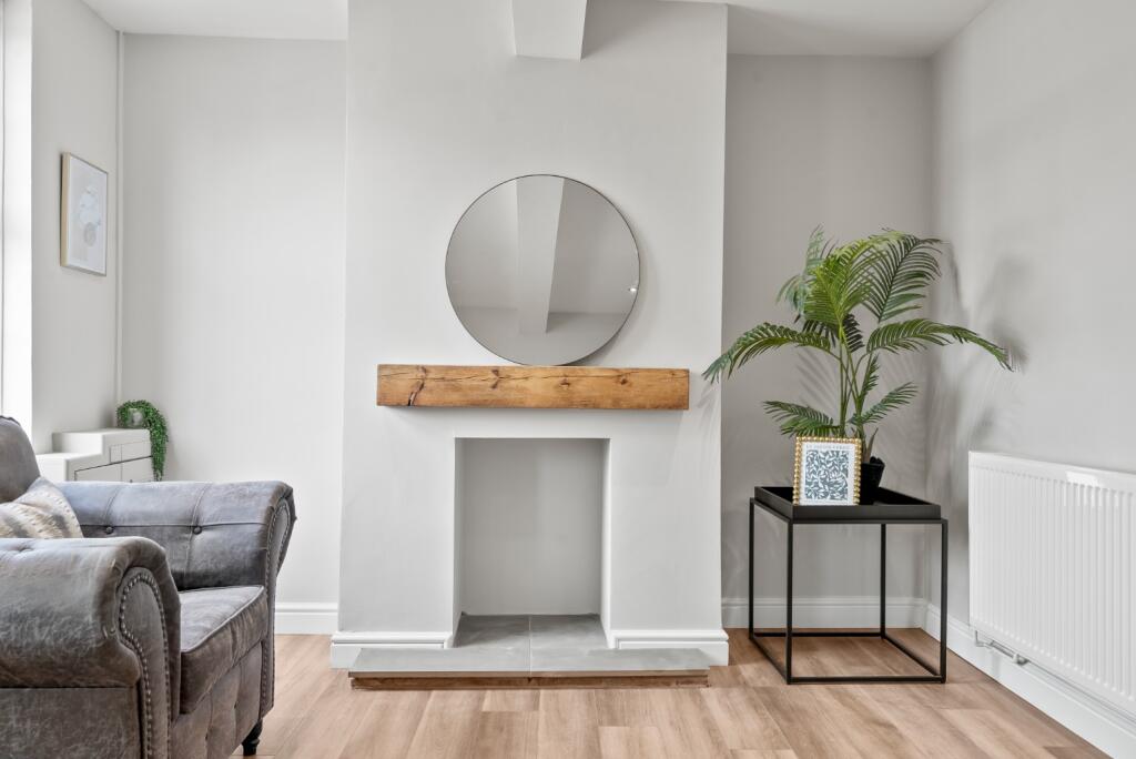 Additional image 6 of Worcester Road, Bromsgrove, Worcestershire, B61 7HN