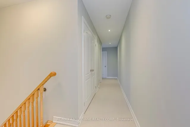 Additional image 19 of 1254 Craigleith Rd