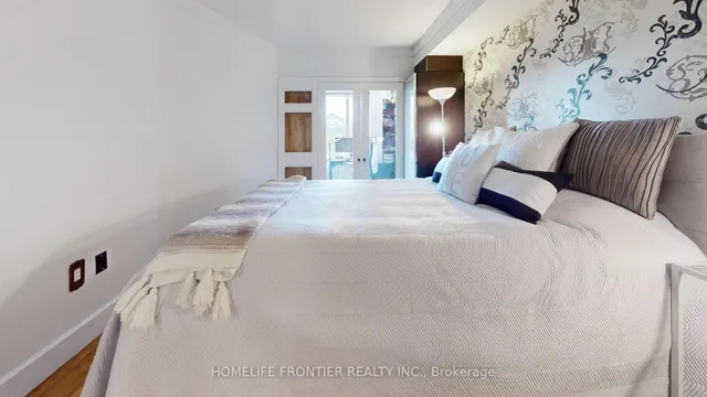 Additional image 13 of 284 Bloor St Unit 806