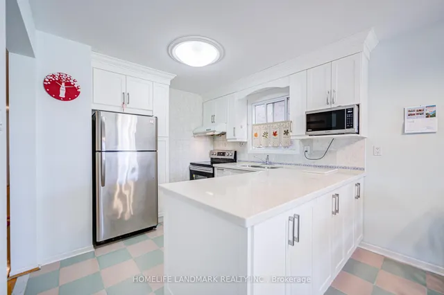 Additional image 12 of 177 Roxanne Cres