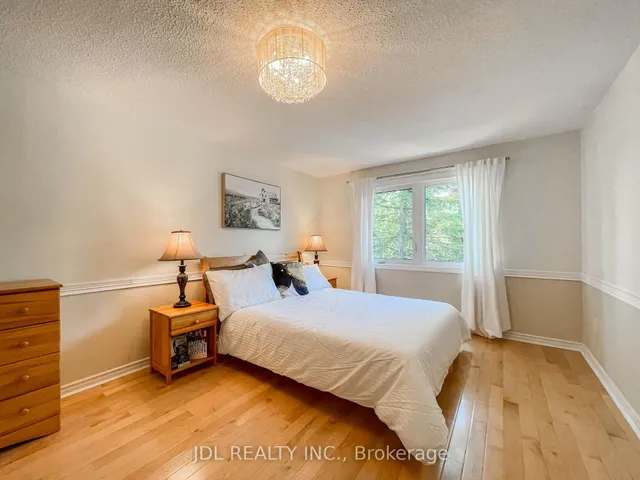 Additional image 30 of 126 Weir Cres