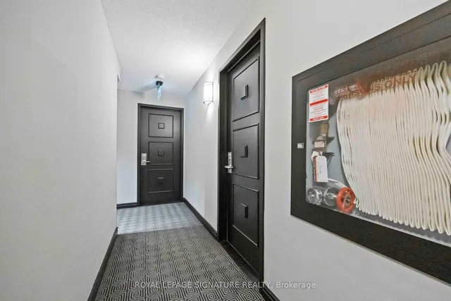 Additional image 38 of 50 Lombard St Unit 1204