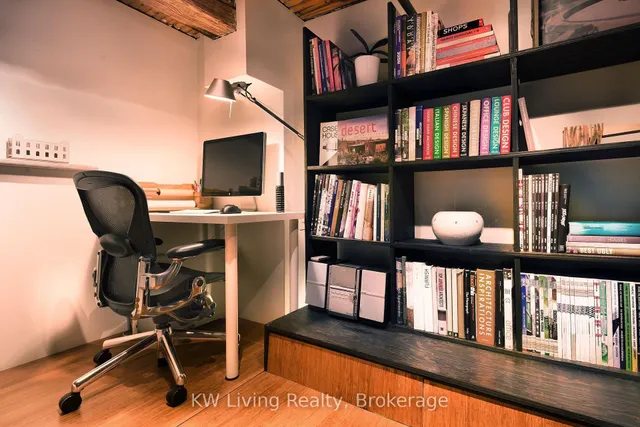 Additional image 15 of 736 Dundas St Unit 402