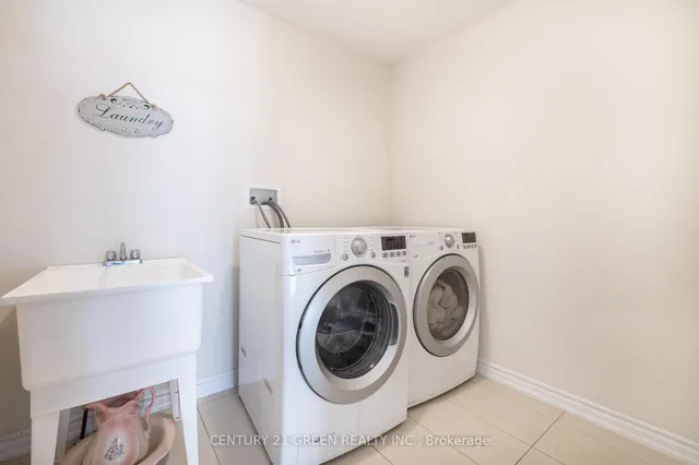 Additional image 48 of 22 Scarletwood St