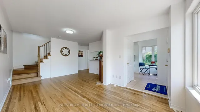 Additional image 13 of 29 Rosebank Dr Unit 601