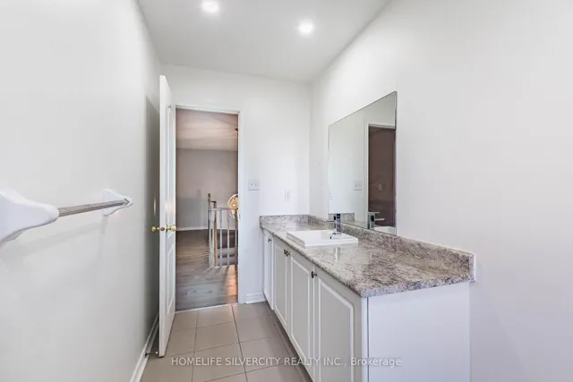 Additional image 33 of 42 Cookview Dr