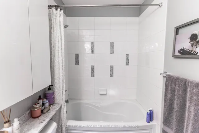 Additional image 26 of 16 Yonge St Unit 2407