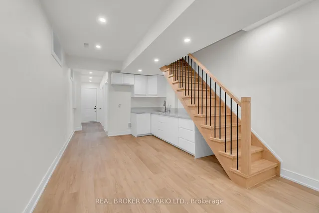 Additional image 23 of 120 Wiltshire Ave