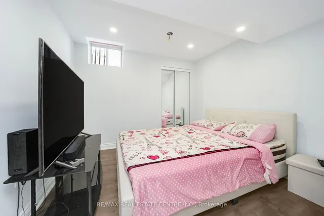 Additional image 42 of 180 Bonnie Braes Dr