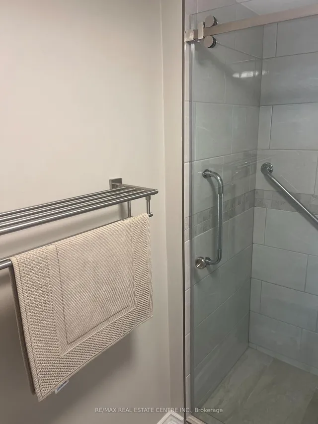 Additional image 9 of 8 Lisa St Unit 407