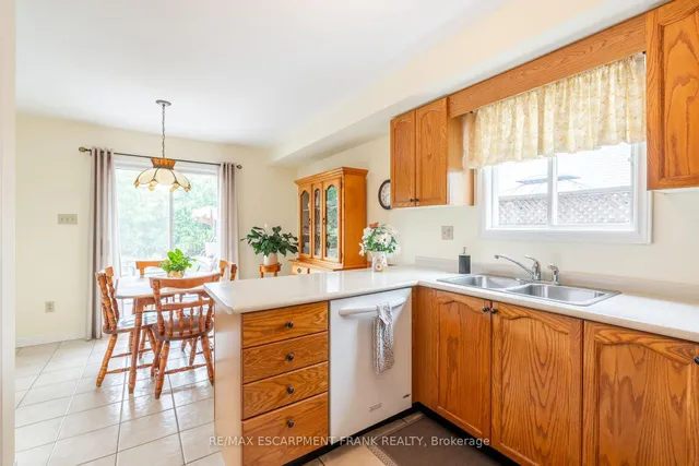 Additional image 15 of 168 SIRENTE Dr