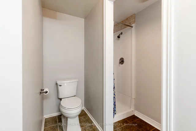 Additional image 41 of 128 Brian Blvd