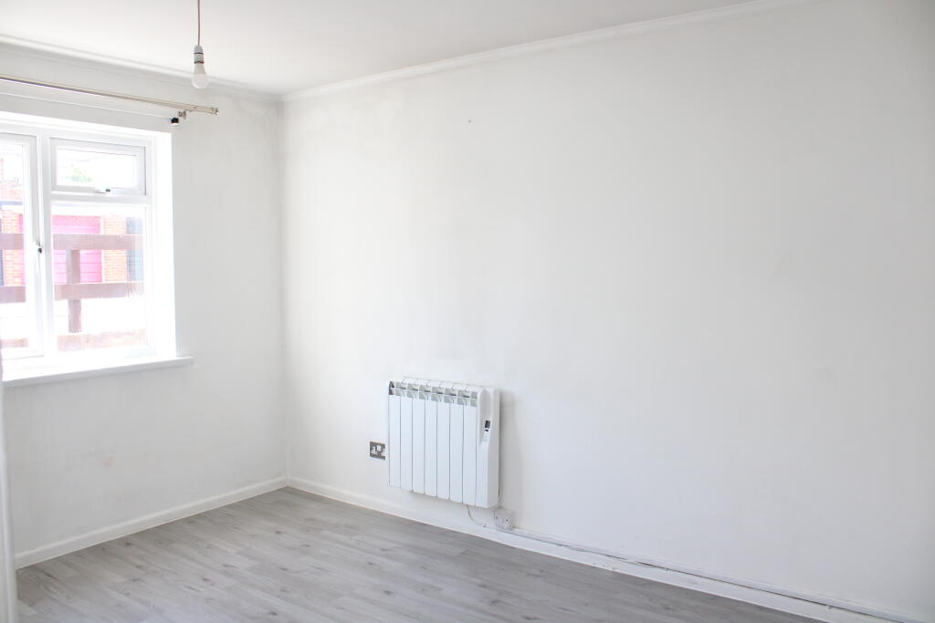 Additional image 7 of North Western Yeovil