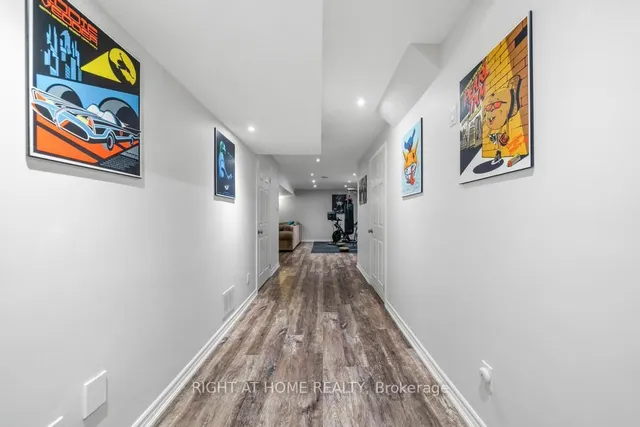 Additional image 33 of 12 Valridge Crt