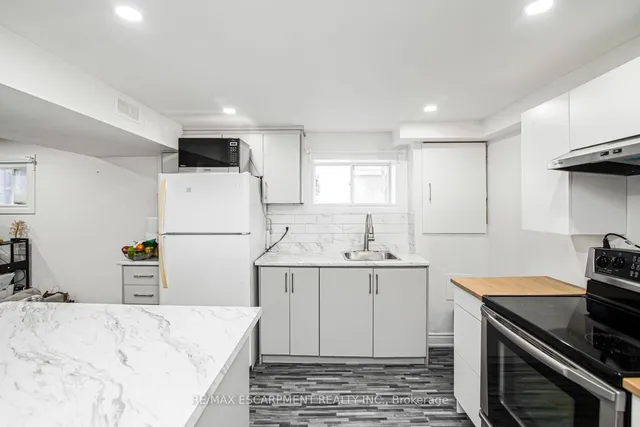 Additional image 39 of 140 East 35th St