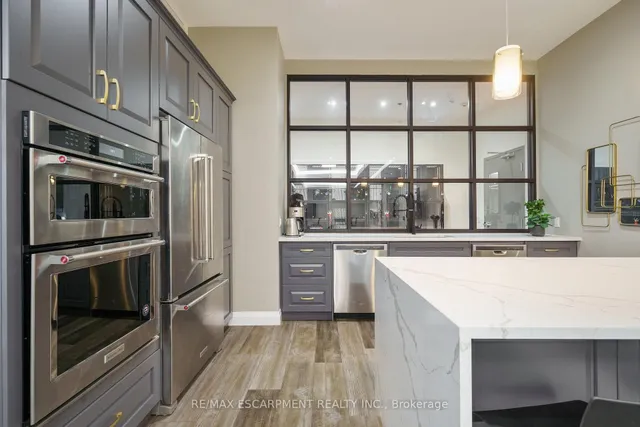 Additional image 46 of 1 Redfern Ave Unit 127