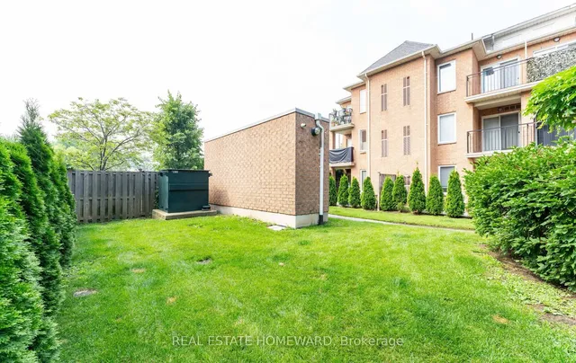 Additional image 29 of 2 Brian Peck Cres Unit 102