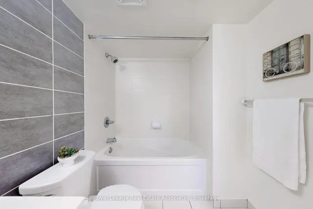 Additional image 37 of 215 Sherway Gardens Rd Unit 2202