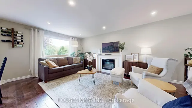 Additional image 3 of 641 Glen Moor Cres