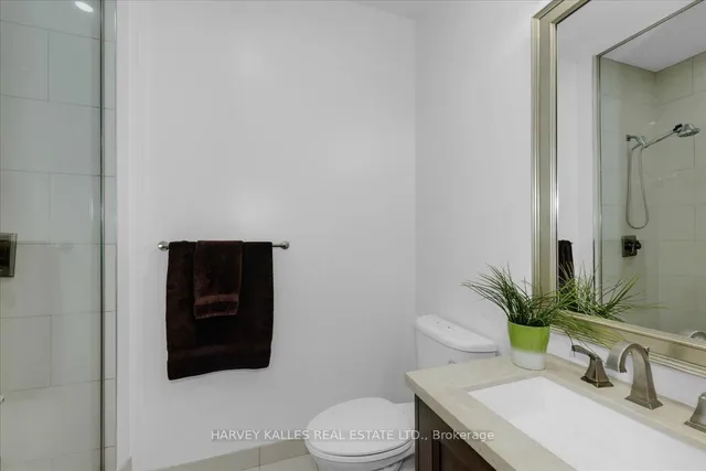 Additional image 32 of 70 Roehampton Ave Unit PH15