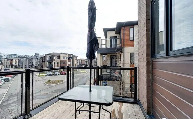 Additional image 40 of 590 North Service Rd