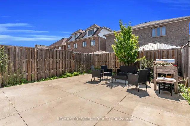 Additional image 41 of 971 Francine Cres