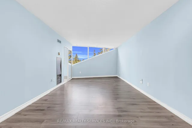 Additional image 9 of 21 Markbrook Lane Unit 306