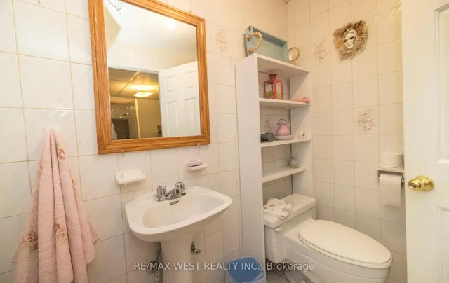 Additional image 34 of 52 Amantine Cres