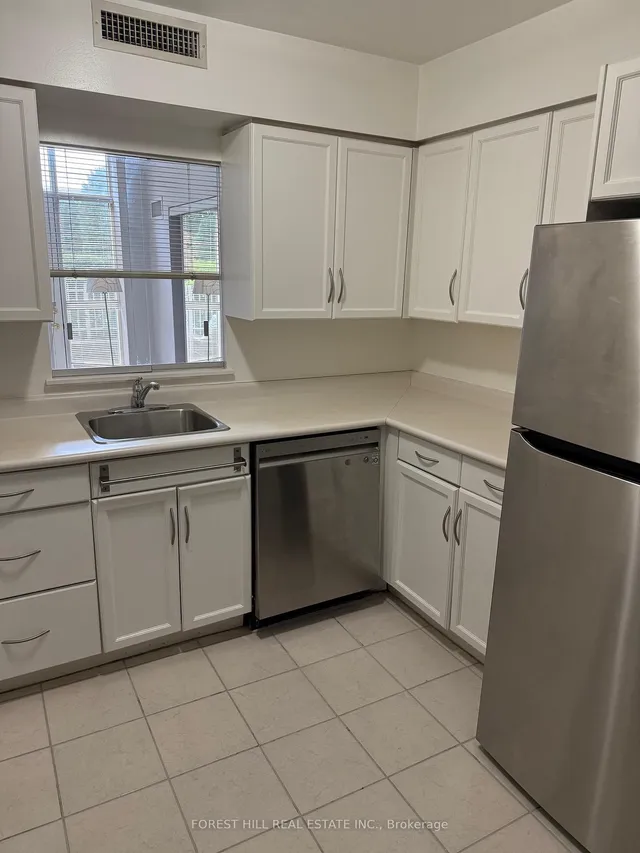 Additional image 17 of 11 Thorncliffe Pk Dr Unit 103