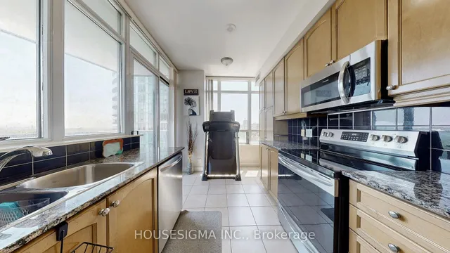 Additional image 16 of 80 Absolute Ave Unit 1303