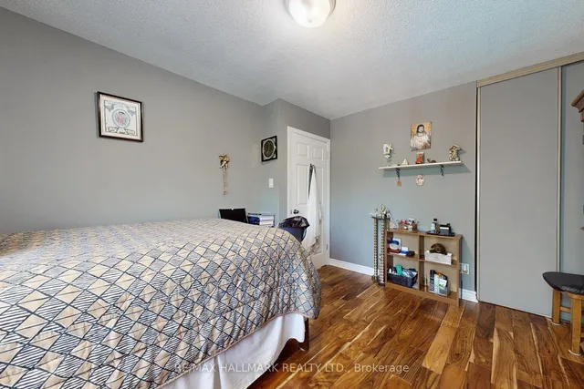 Additional image 27 of 33 Parkside Dr