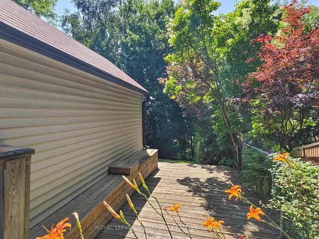 Additional image 48 of 153 Castlefield Ave