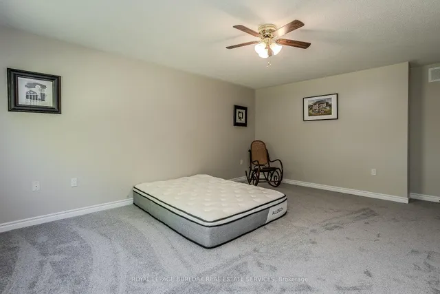 Additional image 31 of 109 Emerald Crt