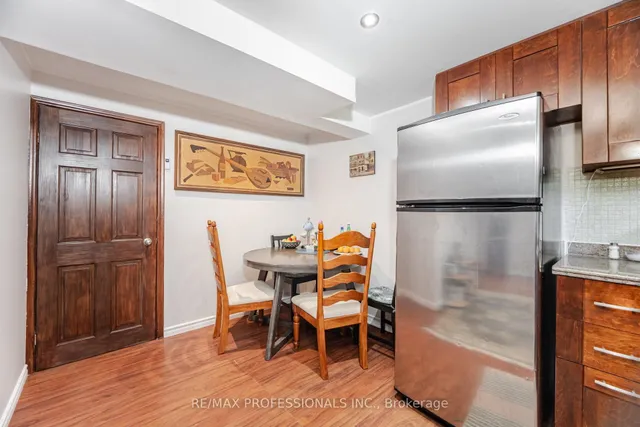 Additional image 36 of 1549 Royal York Rd