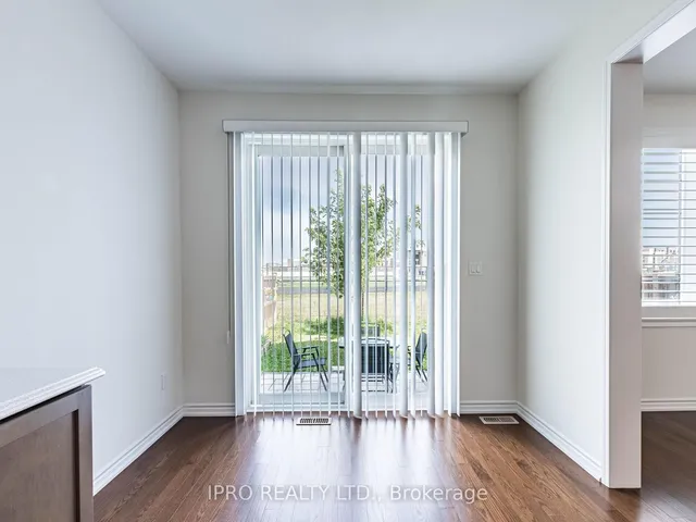 Additional image 13 of 67 Locker Pl