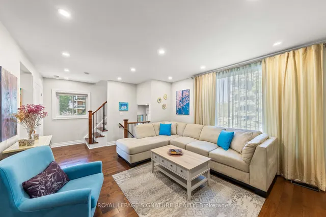 Additional image 8 of 2 Guytoi Crt