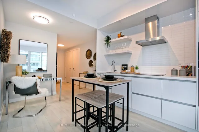 Additional image 8 of 2221 Yonge St Unit 1905