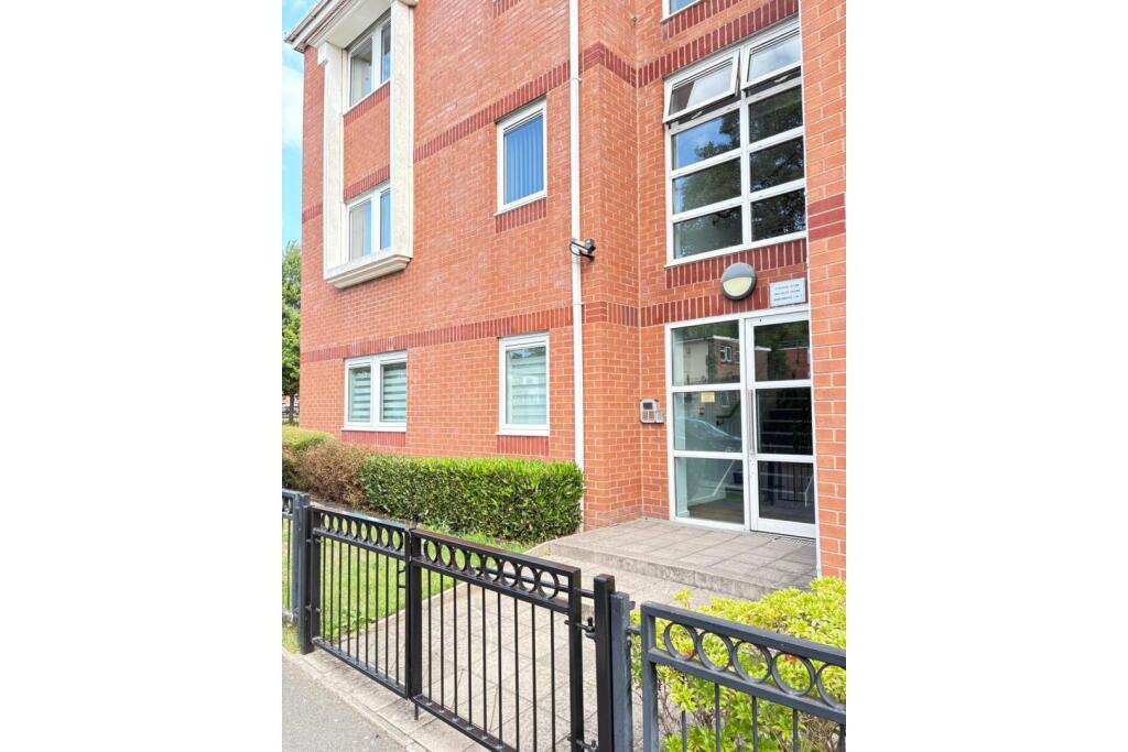 Additional image 2 of 3 School Close, Birmingham, B31