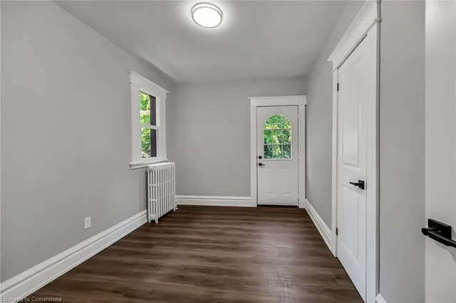 Additional image 23 of 172 Sherman Ave