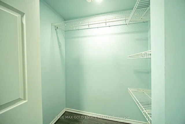 Additional image 36 of 21 Stanley Crt