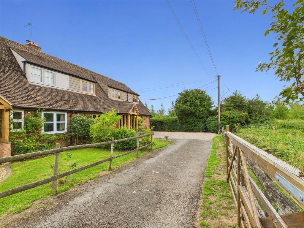 Additional image 32 of Spernal Lane, Great Alne, Alcester