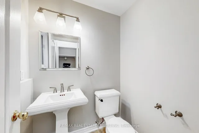 Additional image 19 of 495 Willmott Cres