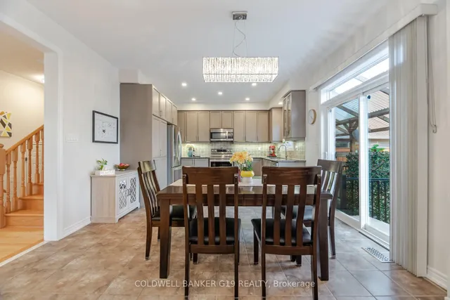 Additional image 10 of 43 Midcrest Circ