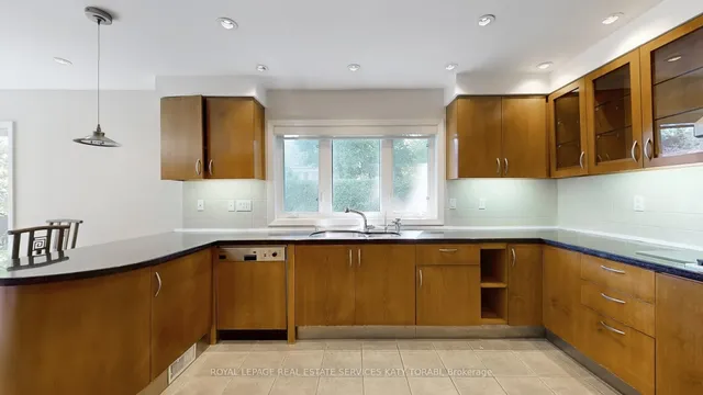 Additional image 17 of 39 Harrison Rd