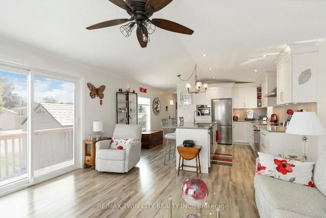 Additional image 10 of 27 Elm St